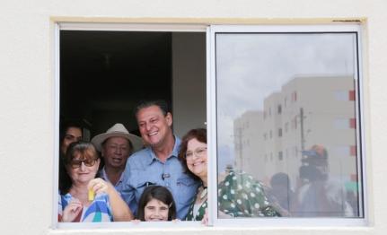 MT:  MINHA CASA MINHA VIDA:  Ministro entrega mais de 570 casas populares no Estado