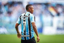 Campaz retorna ao Grêmio após empréstimo no futebol argentino