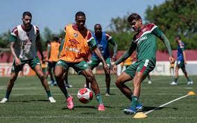 Marcão confia em “grande início de temporada” no Fluminense