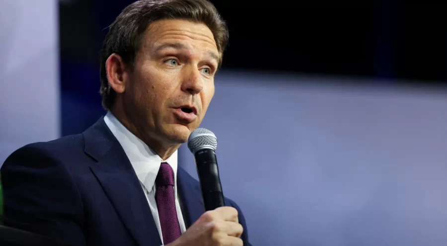 Ron DeSantis desiste de candidatura para disputar eleições presidenciais nos EUA