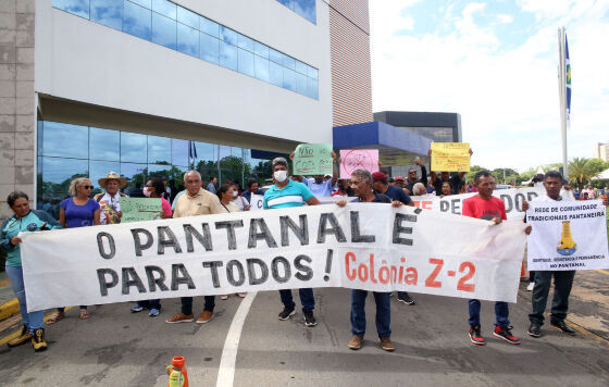 MT:  PESCA:   Pescadores protestam contra lei do “Transporte Zero”