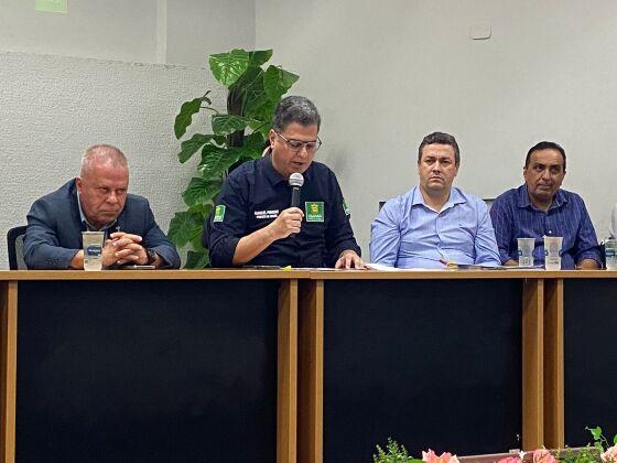 MT:   COVIDÃO II:   Emanuel decreta calamidade pública; prefeito quer recursos federais e dispensa de licitação em compras da saúde