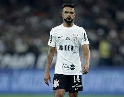 Raniele valoriza entrega do Corinthians após derrota, mas alerta: “Estamos devendo”