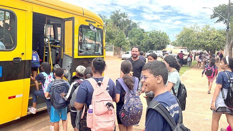 MT:   Vereador Investigador Gerson alerta: Superlotação no transporte escolar coloca alunos em risco em Rondonópolis