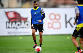 Fabrício Bruno agradece ao Flamengo após convocação para a Seleção Brasileira