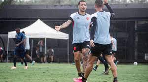 Vasco goleia Olaria em jogo-treino no CT Moacyr Barbosa