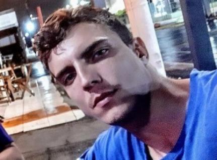 FAZIA USO DE DROGAS: Jovem de 24 anos é encontrado morto no quintal de casa em VG