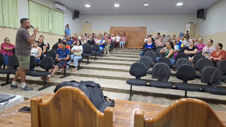 MT:  Educadores da rede municipal entram em greve a partir desta quinta-feira (04)