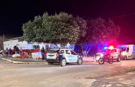 Homem é morto com tiros em bar de cidade turística de MT