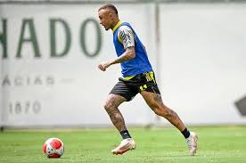 Everton Cebolinha se diz “ansioso” para estreia do Flamengo na Libertadores e projeta jogo “muito físico” na altitude