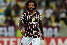 Marcelo vibra com primeira vitória do Fluminense na Libertadores e comenta retorno de Cano