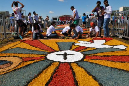 CELEBRAÇÃO CATÓLICA:  Corpus Christi é feriado nacional? Confira quais capitais brasileiras param nesta data