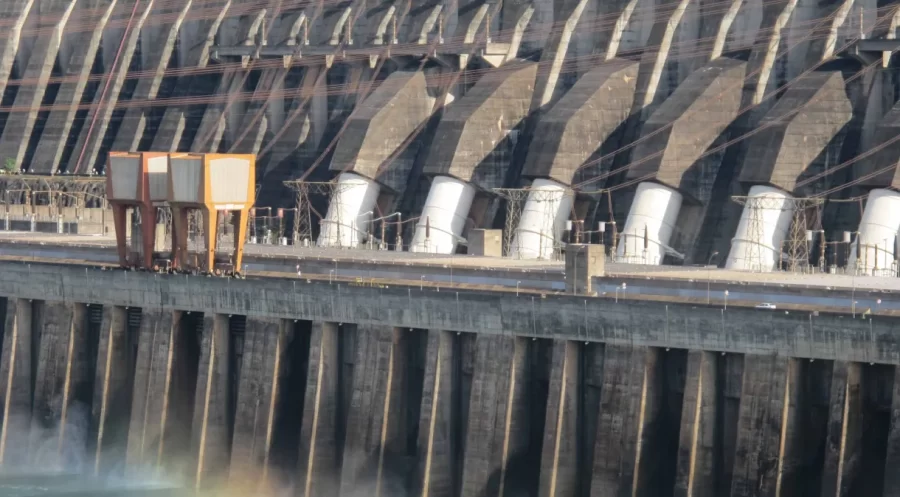 Contas de luz vão bancar aporte bilionário de Itaipu em obras da COP30; setor elétrico critica