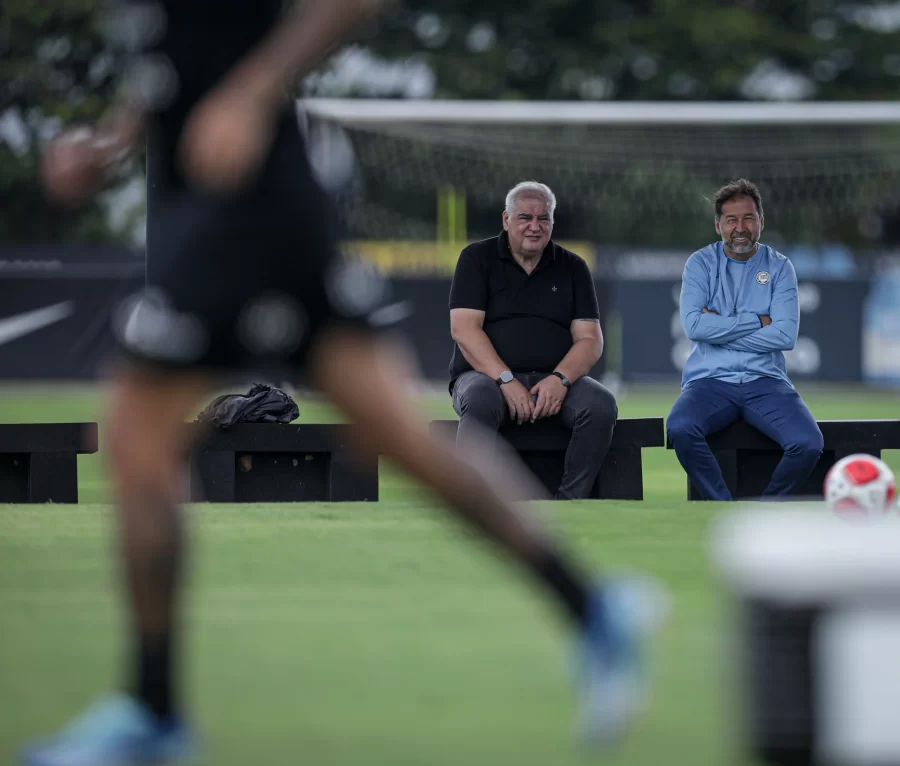 Rubão responde acusações, chama Augusto de “vitimista” e nega ter recebido ingressos no Corinthians