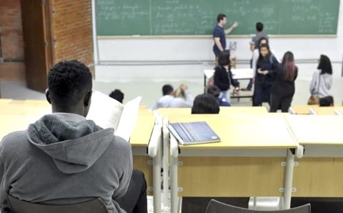 Ensino superior:   MEC quer ouvir universidades e estabelecer padrão para cotas