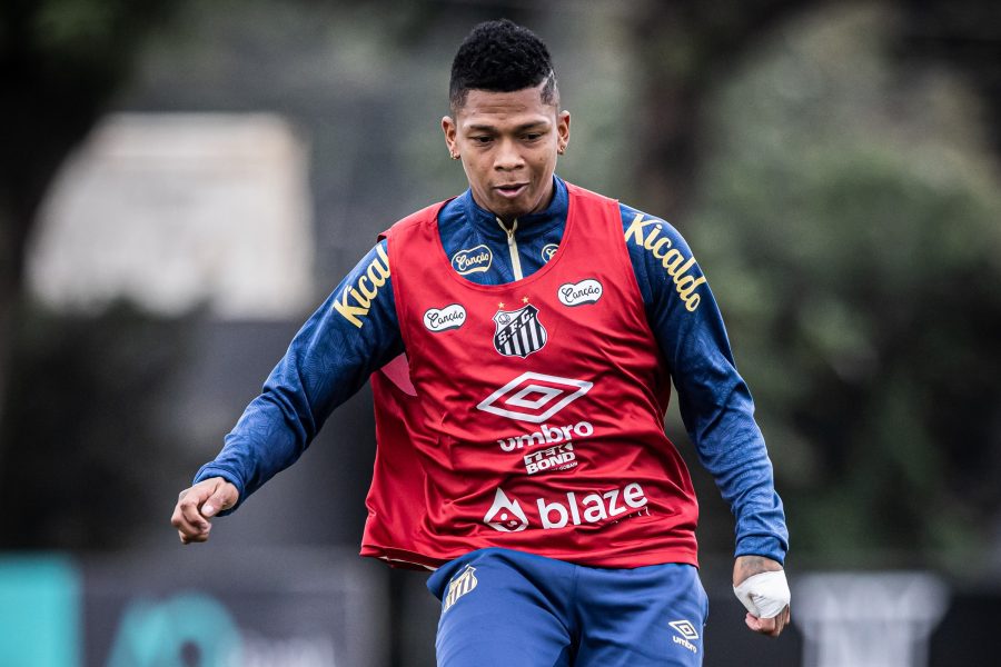 Billy Arce é regularizado no BID e pode fazer estreia pelo Santos