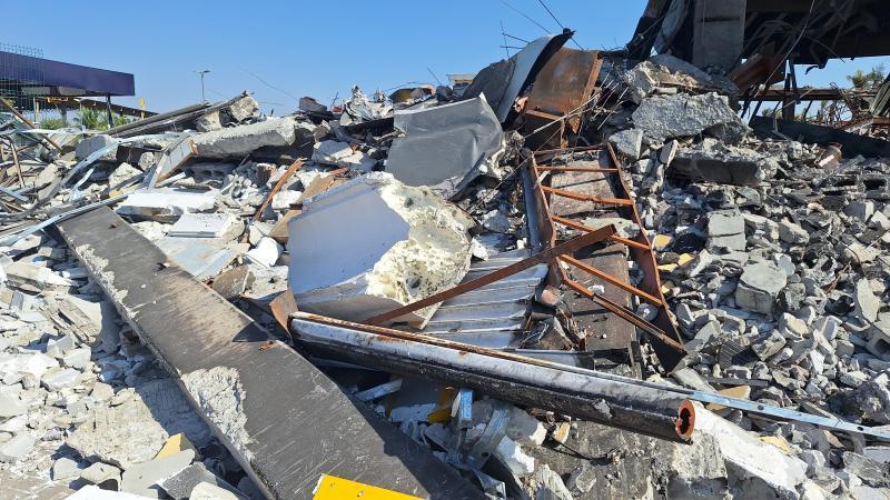 MT:  DIFICULDADES PARA RECOMEÇAR:   Incêndio no Shopping Popular completa um mês e causa ainda é desconhecida