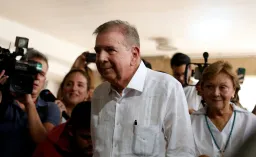 Opositor Edmundo González pede asilo político à Espanha e deixa a Venezuela