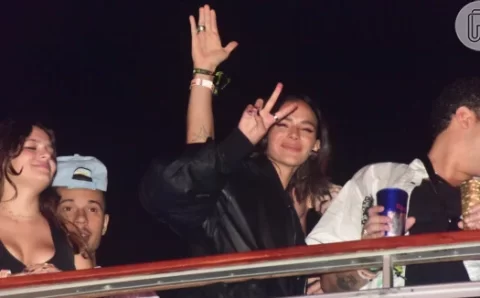 ‘Bruna Marquezine simplesmente…’: atriz causa irritação nos bastidores do Rock in Rio com atitude inusitada, diz jorna