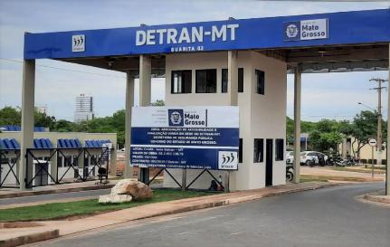 MT:   PORTARIAS ILEGAIS:  Processo contra normas que limitavam credenciamento de médicos no Detran é encerrado