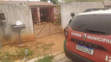 Servidor da Educação é encontrado morto esfaqueado em casa de VG