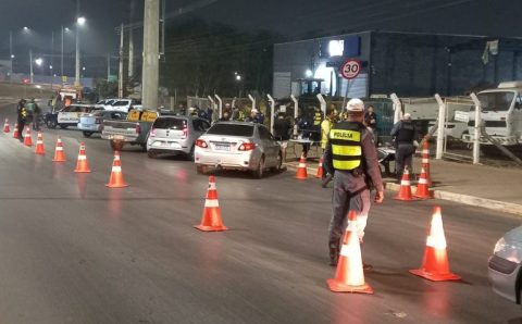 Operação Lei Seca resulta em nove motoristas presos na madrugada deste domingo em Cuiabá