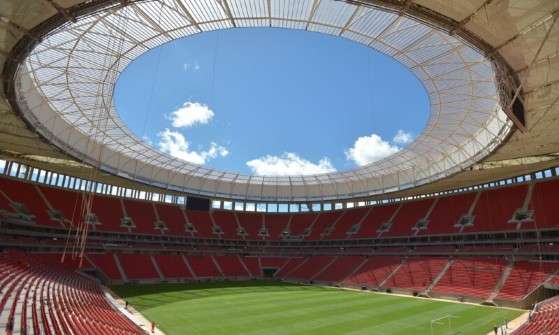 FUTEBOL:   CBF marca clássico entre São Paulo e Corinthians para o estádio Mané Garrincha