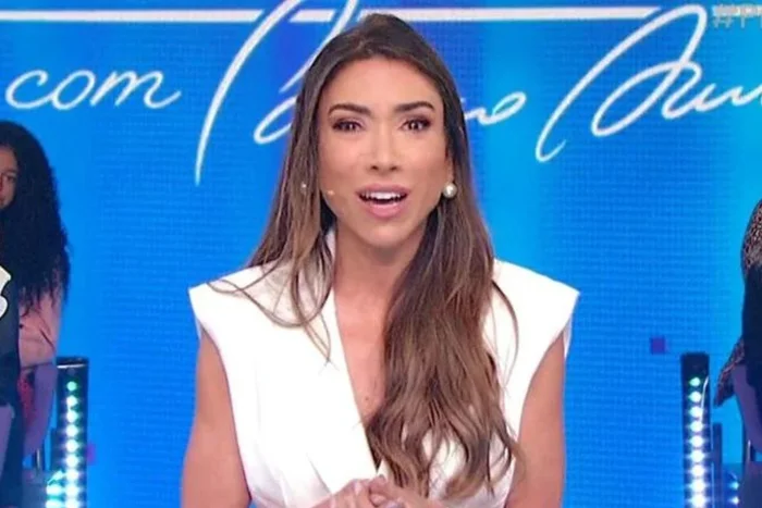 Patrícia Abravanel chora em primeiro programa sem Silvio Santos