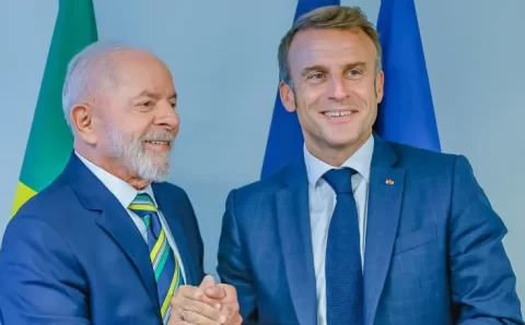 Nos EUA, Lula tem encontros com Macron e Rei da Jordânia