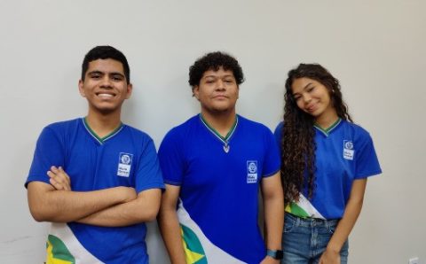 MT:  EM BRASÍLIA:   Estudantes da rede estadual representam Mato Grosso no projeto Embaixadores do Brasil Central