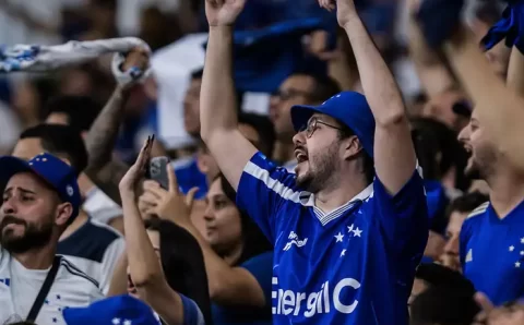 Cruzeiro lamenta morte de torcedor em emboscada