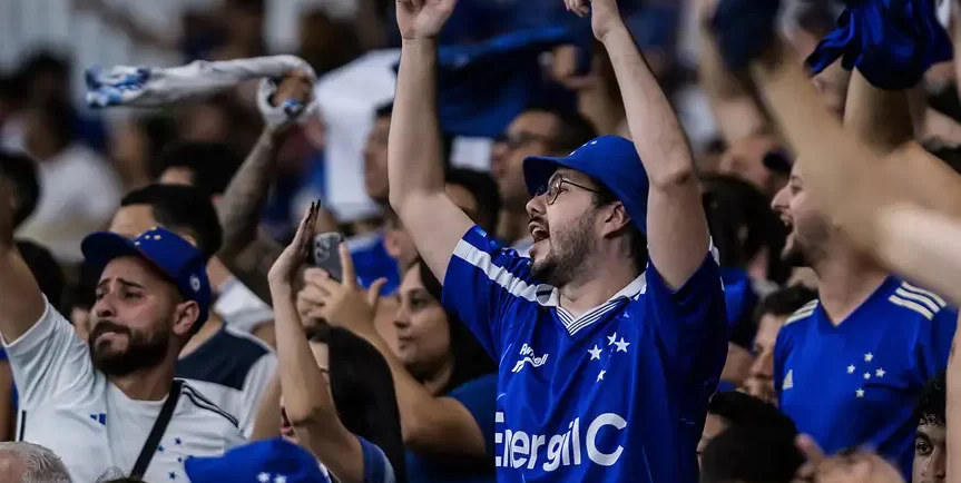 Cruzeiro lamenta morte de torcedor em emboscada