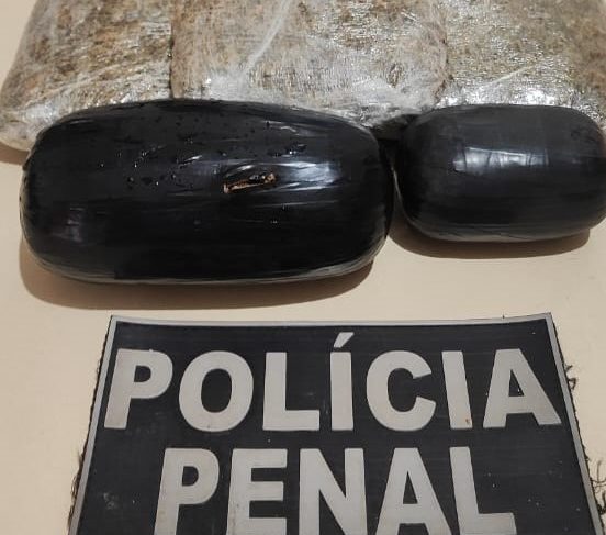 Polícia Penal prende duas mulheres que tentaram entrar com droga na PCE