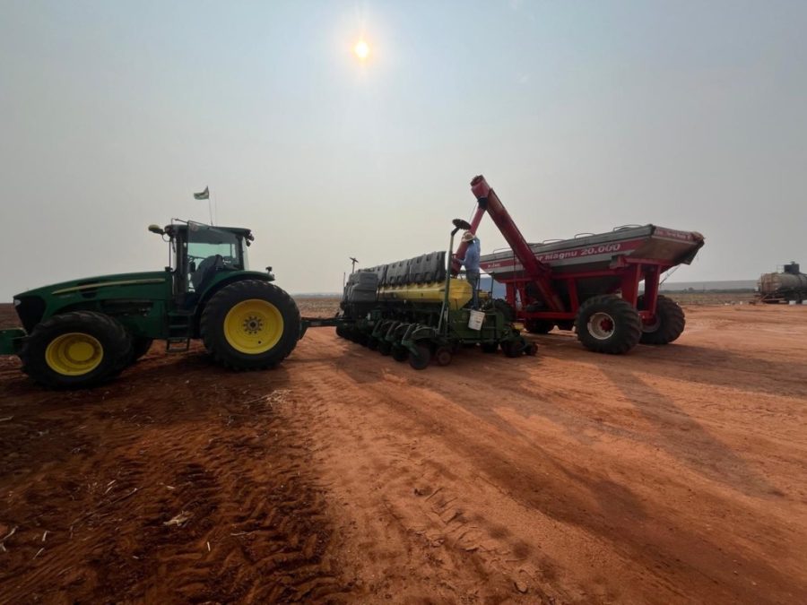 MT:   PATRULHEIRO AGRO:   Baixa umidade no solo causa lentidão no plantio da soja em MT