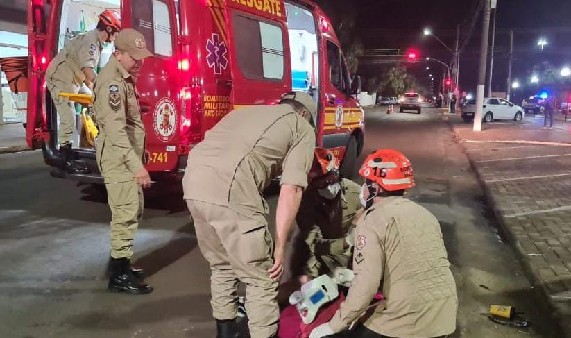 Corpo de Bombeiros socorre vítima de acidente com motocicleta