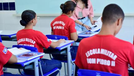 MT:  PROVAS DOMINGO:   Escola Tiradentes, em Cuiabá, é mais concorrida entre as unidades militares de MT