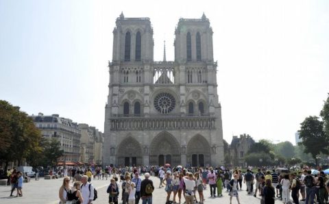 França finaliza reforma de Notre Dame 5 anos após incêndio