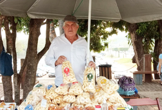 MT:  TEMPERATURA ALTA:   Calor leva a cuidado especial na fabricação da tradicional peta