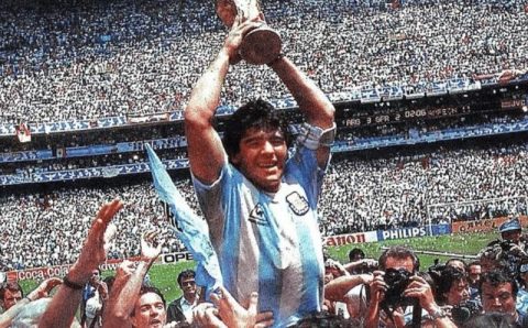 Hoje na história – 25 de novembro – Morre Diego Maradona