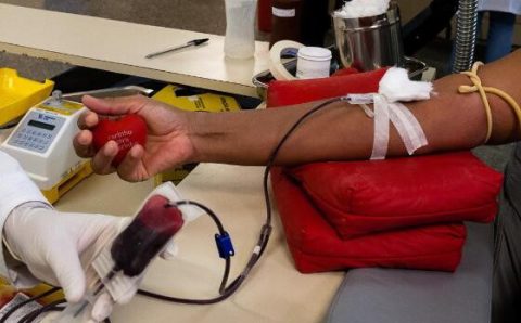 MT:   FIM DE ANO:   Com baixa no estoque, MT Hemocentro convoca voluntários para doarem sangue