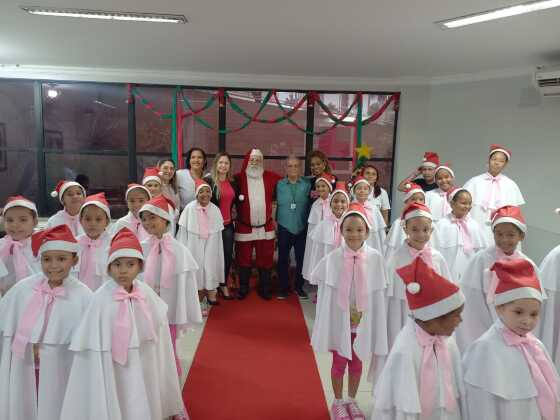 MT:  CORAL NATALINO:   Coral do Siminina encanta pacientes e colaboradores no Natal do Hospital São Benedito