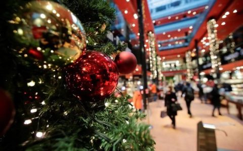 MT:   ECONOMIA FESTIVA:   As vendas de Natal no Brasil devem alcançar R$69,75 bilhões, registrando alta de 1,3% em comparação com 2023