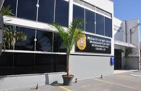 Dois foragidos da Justiça de Cáceres são presos após investigação da Polícia Civil