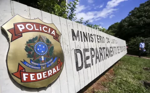 Polícia Federal abre inquérito para investigar R$ 4,2 bi em emendas