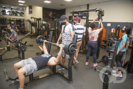 Projeto fitness; confira 10 dicas para começar a fazer atividade física em 2025